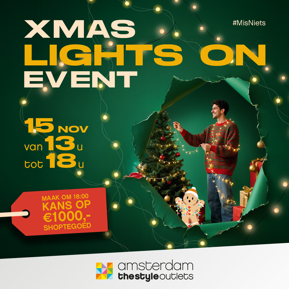 man die kerstboom aanzet