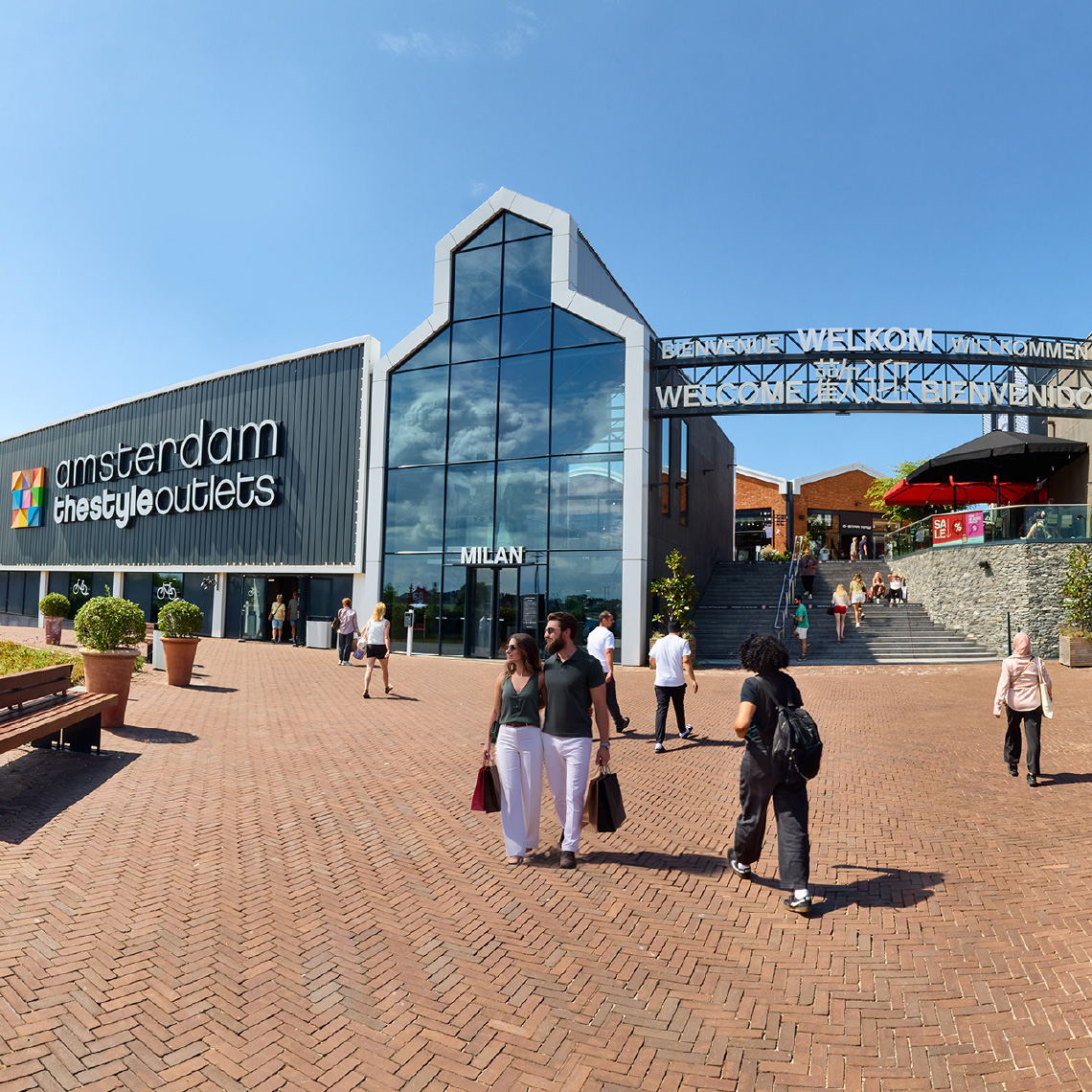 Ingang Amsterdam The Style Outlets
